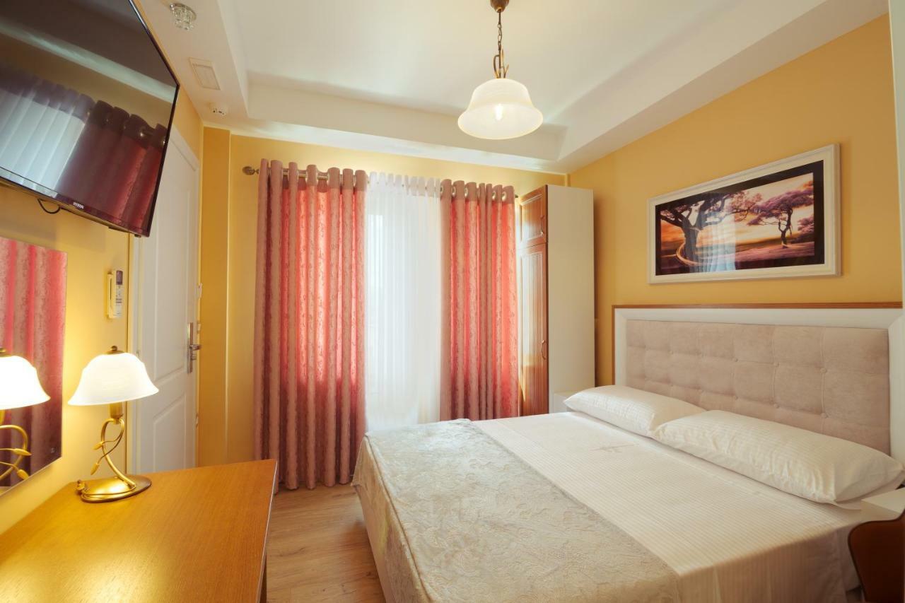 Eagles Philadelphia Bed & Breakfast Korce Exterior photo
