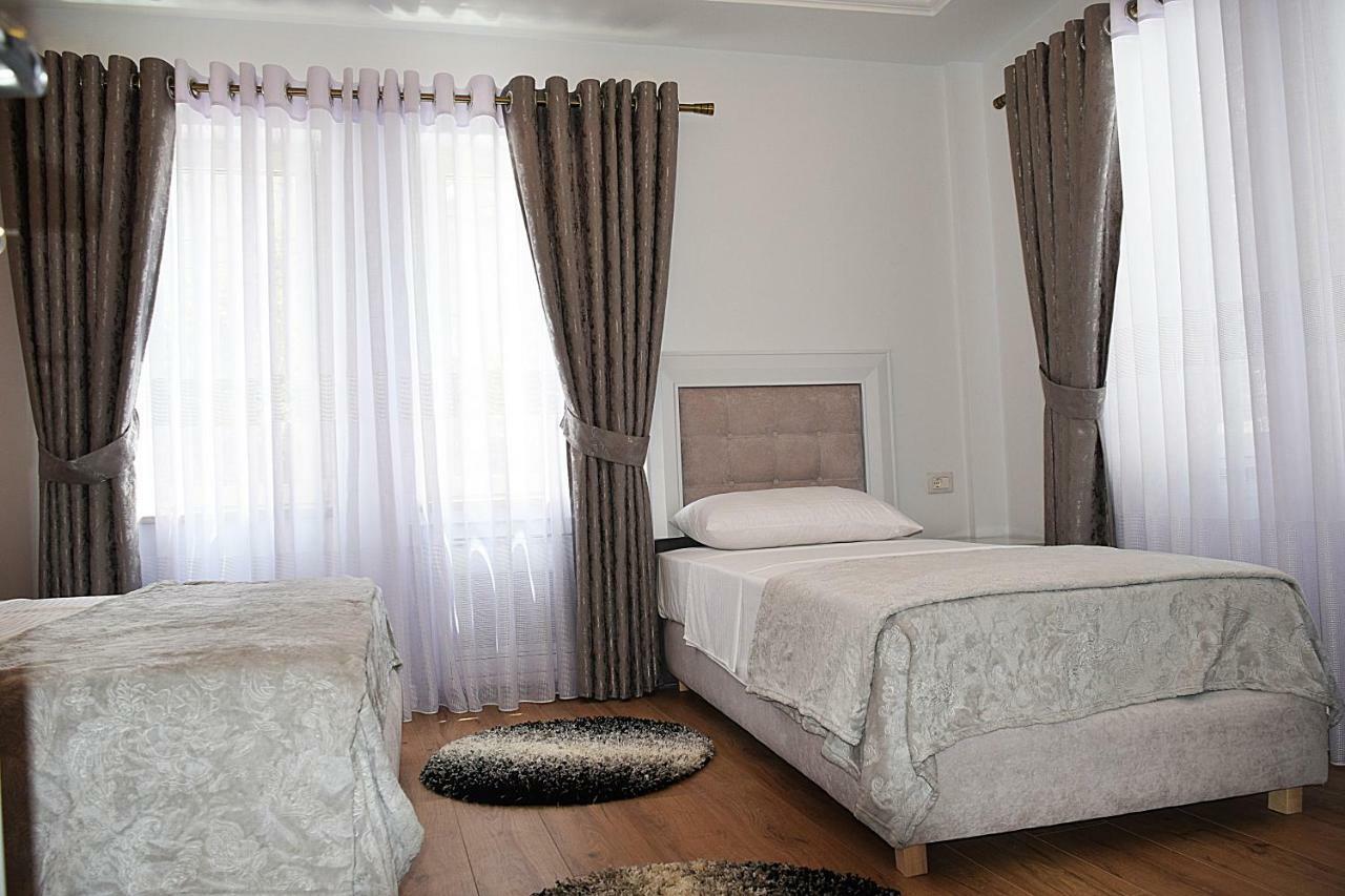 Eagles Philadelphia Bed & Breakfast Korce Exterior photo